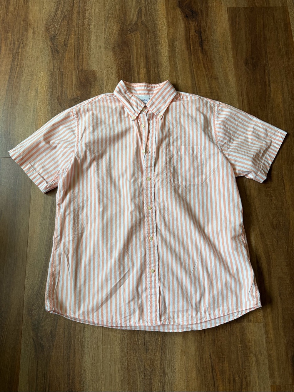Brooks Brothers Short-Sleeve Button-Up Shirt Large